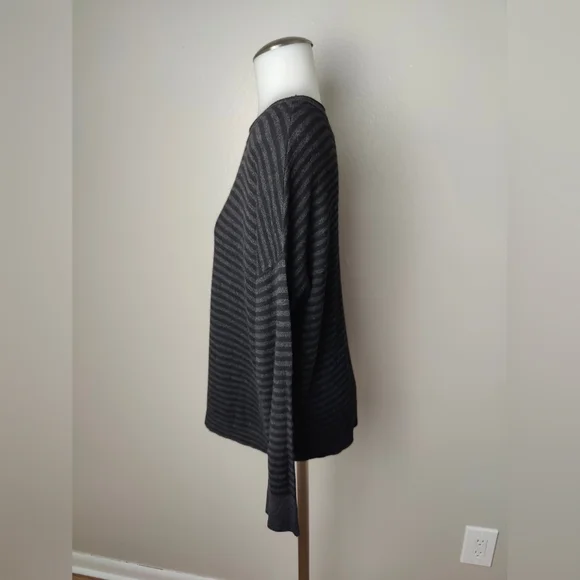 Eileen Fisher Petite Long Sleeve Black & Grey Stripe Sweater Oversized XS Soft